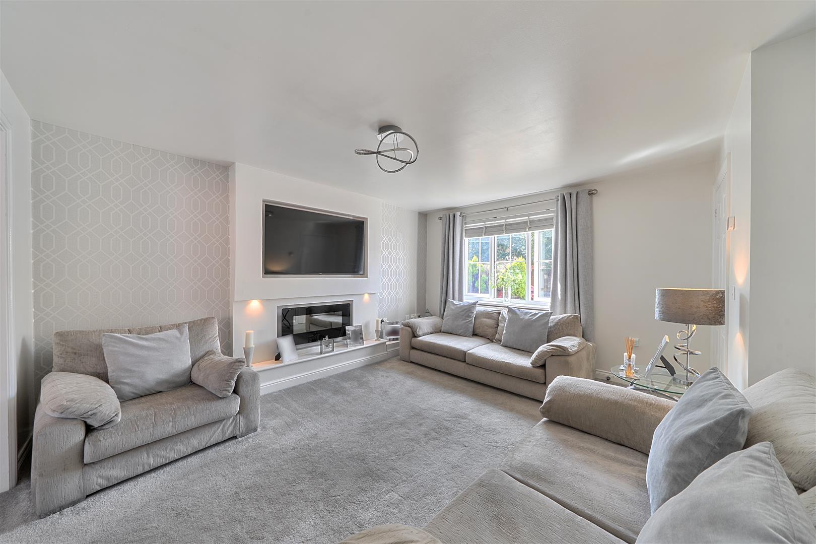 Maes Y Wawr, Birchgrove, Swansea, SA7 0HL